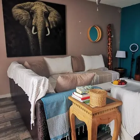 Tres Belle Chambre Chez Particulier Homestay Le Cannet