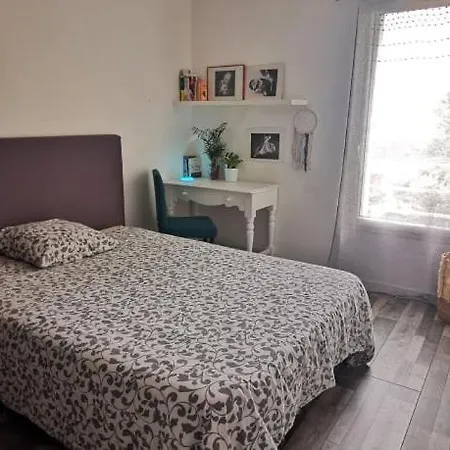 Homestay Tres Belle Chambre Chez Particulier *